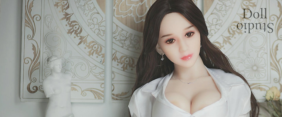 WM Doll no. 253 head (Jinsan no. 253) with WM-168 body style