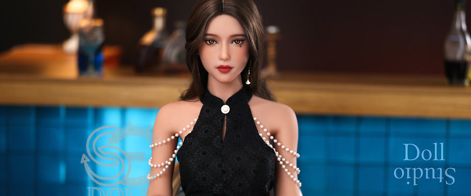 SE Doll SE-166/B and ›Queena‹ head