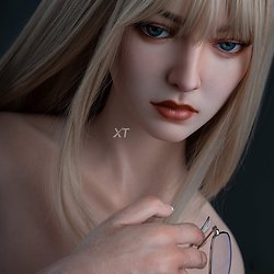 XT Doll XT-S163/F body style with ›Irina‹ head (= XT-18) - silicone
