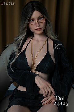 XT Doll XT-S165/E body style with ›Julie‹ head (= XT-6) - silicone