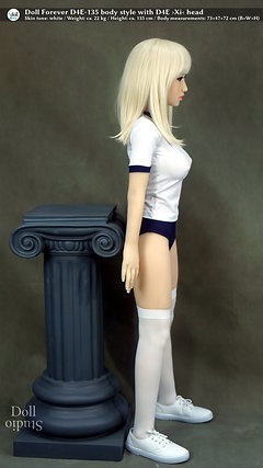 D4E-135 body style with ›Xi‹ head by Doll Forever / skin tone ›white‹