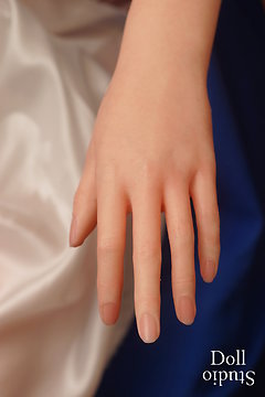 gynoid-hand-6795-dollstudio.jpg