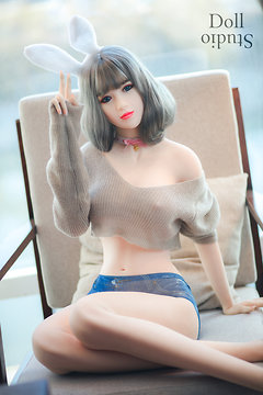 JY Doll JY-170 body style with small breasts and head no. 171 (Junying no. 171) 