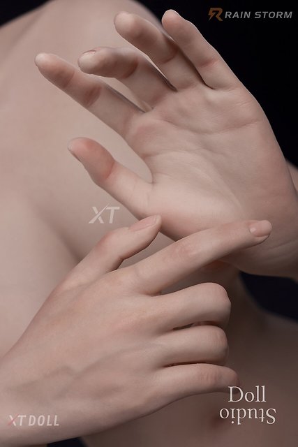 XT Doll XT-S163/F body style with ›Angel‹ head (= XT-8-B) - silicone