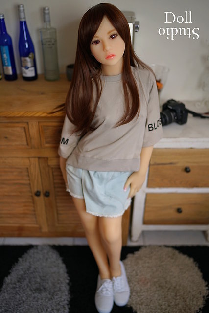 Doll Forever D4E-135 body style with ›Debbi‹ head - TPE