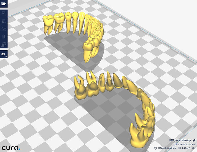 Human teeth in Cura